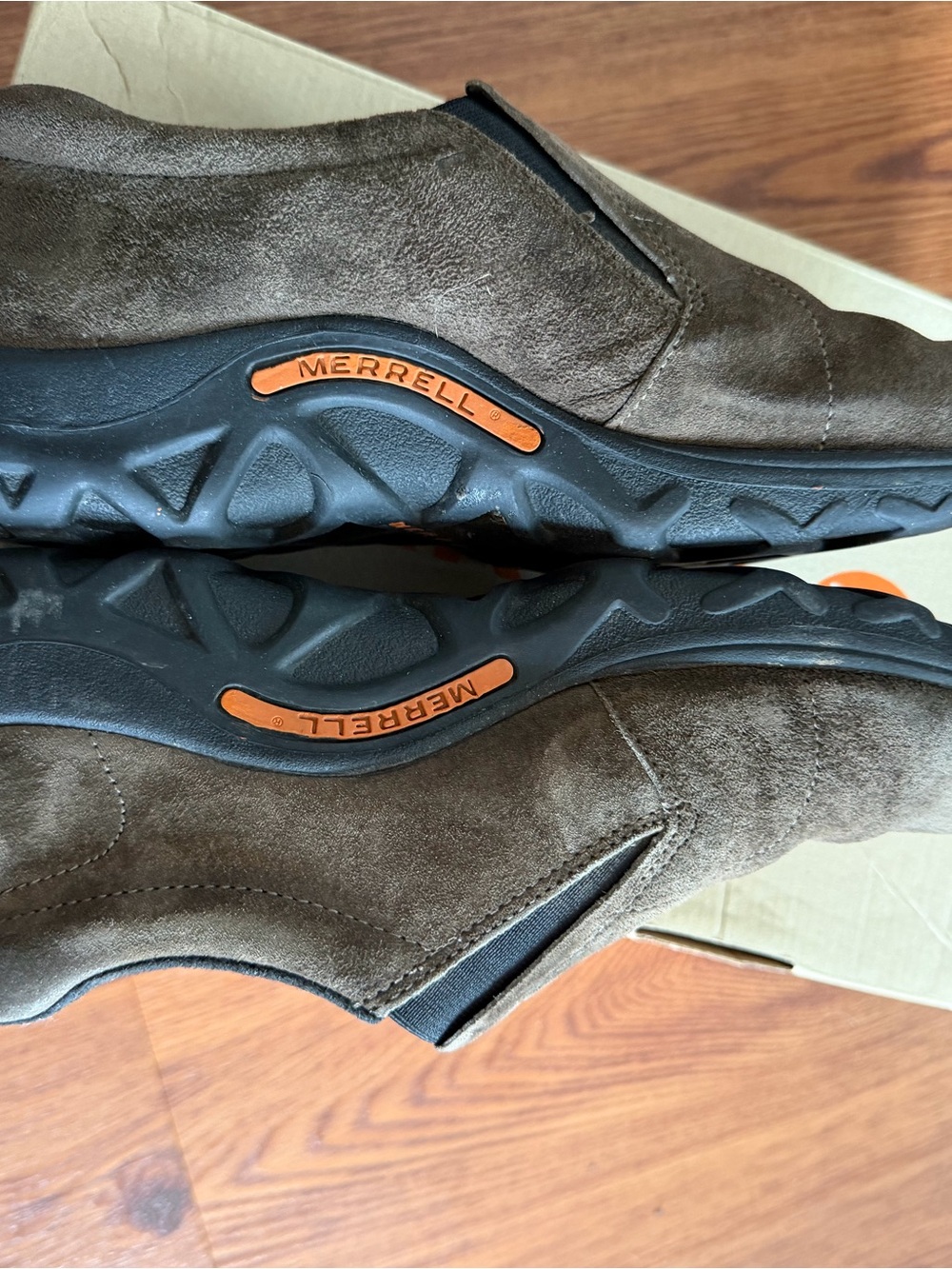 Merrell Men’s Brown Suede Chukka Boots with Black Soles and Orange Accents